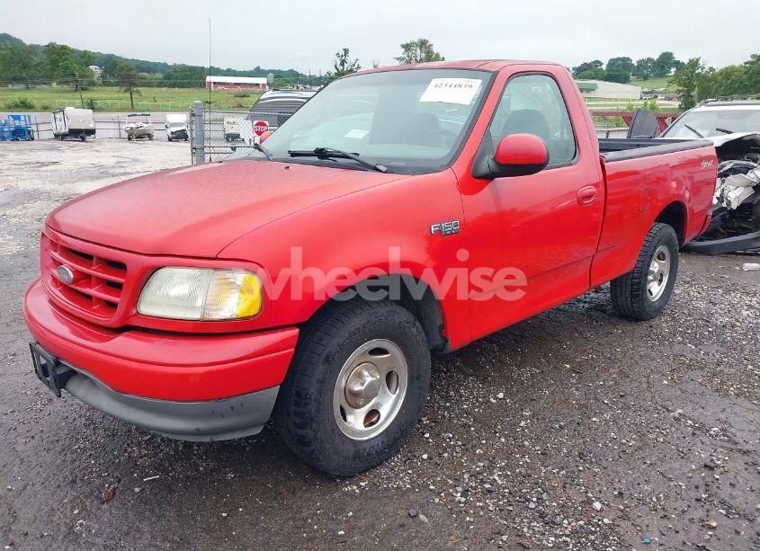 Photo 2 of 2002 Ford F-150 XL/XLT (VIN 1FTRF17212NA28575)