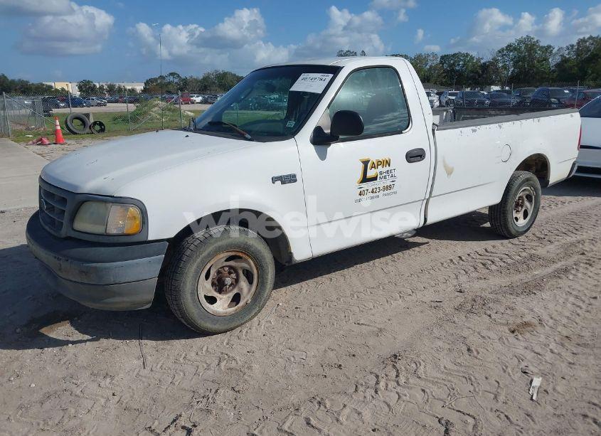 Photo 2 of 2002 Ford F-150 XL/XLT (VIN 1FTRF17222NB42441)
