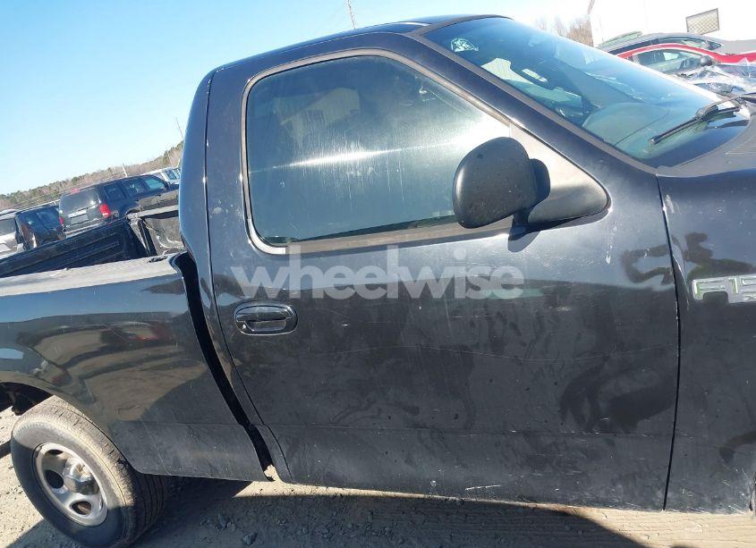 Photo 13 of 2003 Ford F-150 XL/XLT (VIN 1FTRF17223NA54202)