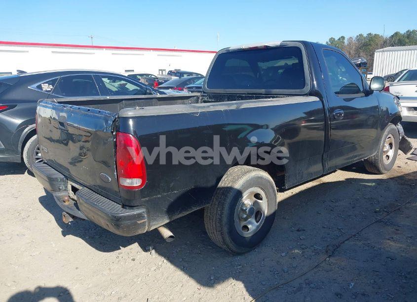 Photo 4 of 2003 Ford F-150 XL/XLT (VIN 1FTRF17223NA54202)