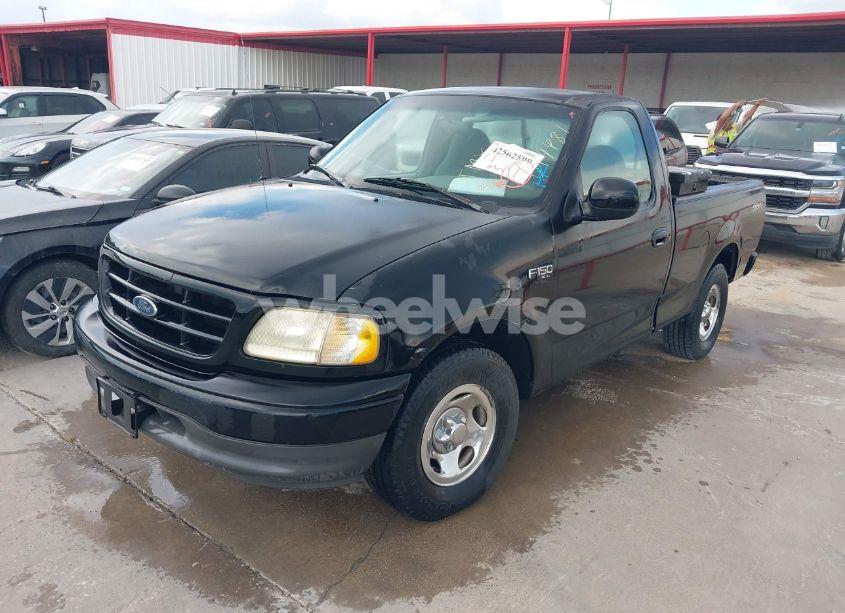 Photo 2 of 2003 Ford F-150 XL/XLT (VIN 1FTRF17233NB49481)