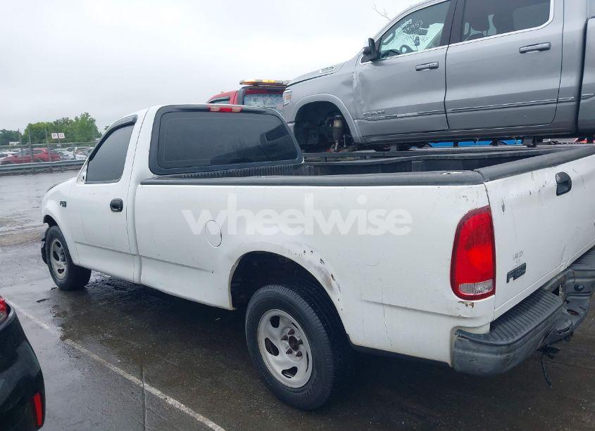 Photo 14 of 2002 Ford F-150 XL/XLT (VIN 1FTRF17242NB86232)