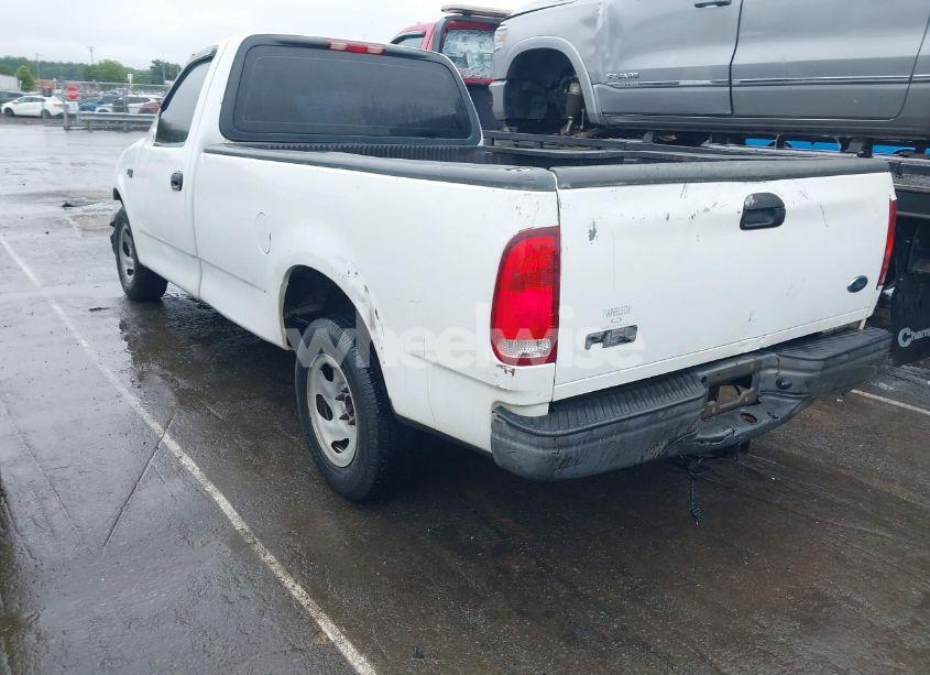 Photo 3 of 2002 Ford F-150 XL/XLT (VIN 1FTRF17242NB86232)