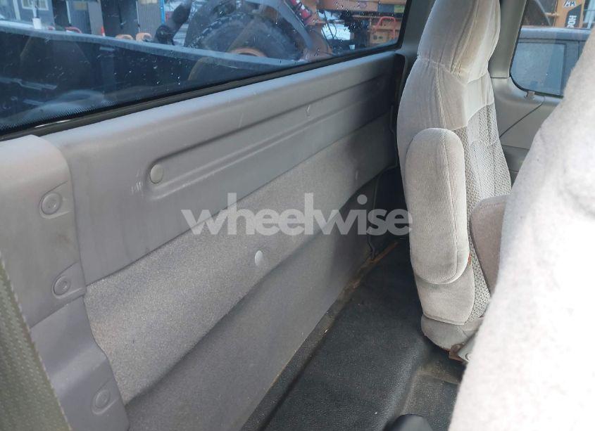 Photo 8 of 2002 Ford F-150 XL/XLT (VIN 1FTRF17242NB86232)