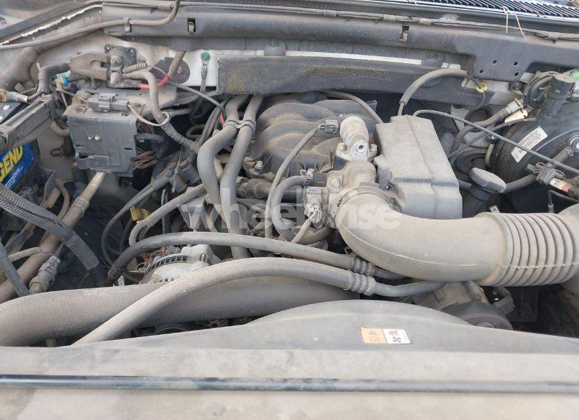 Photo 10 of 2002 Ford F-150 XL/XLT (VIN 1FTRF17252NA66455)