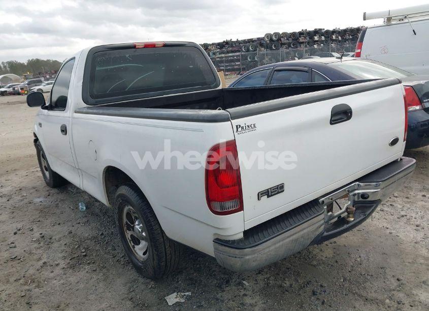 Photo 3 of 2002 Ford F-150 XL/XLT (VIN 1FTRF17252NA66455)