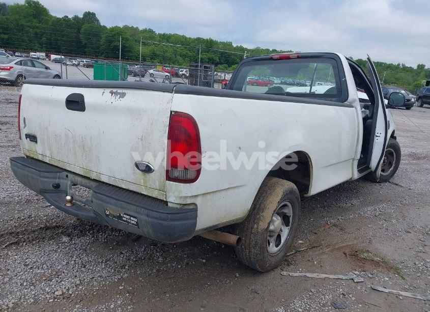 Photo 4 of 2003 Ford F-150 XL/XLT (VIN 1FTRF17253NB76259)