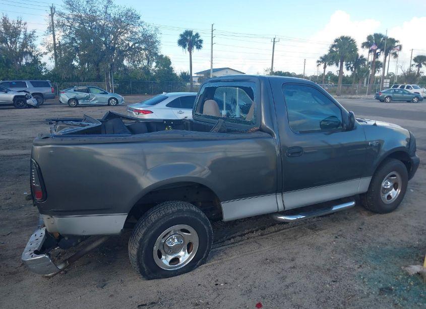 Photo 13 of 2003 Ford F-150 XL/XLT (VIN 1FTRF17283NB20462)