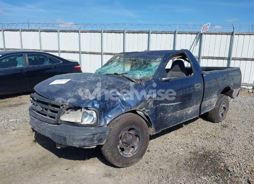 Photo 6 of 2002 Ford F-150 XL/XLT (VIN 1FTRF17292NB99722)