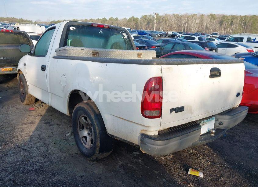 Photo 3 of 2002 Ford F-150 XL/XLT (VIN 1FTRF172X2NB18372)