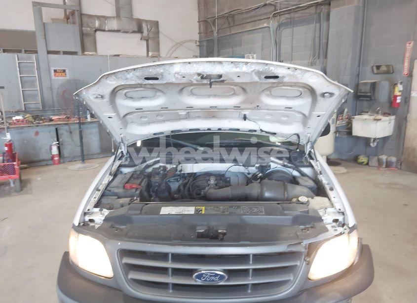 Photo 10 of 2003 Ford F-150 XL/XLT (VIN 1FTRF172X3NB93252)