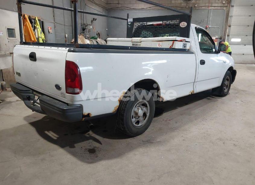 Photo 4 of 2003 Ford F-150 XL/XLT (VIN 1FTRF172X3NB93252)