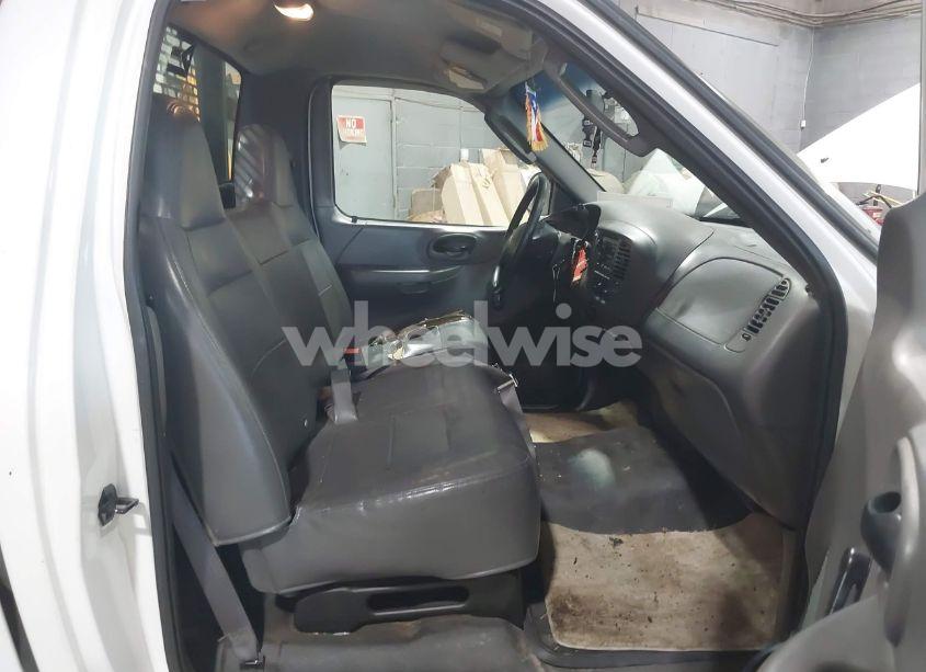 Photo 5 of 2003 Ford F-150 XL/XLT (VIN 1FTRF172X3NB93252)