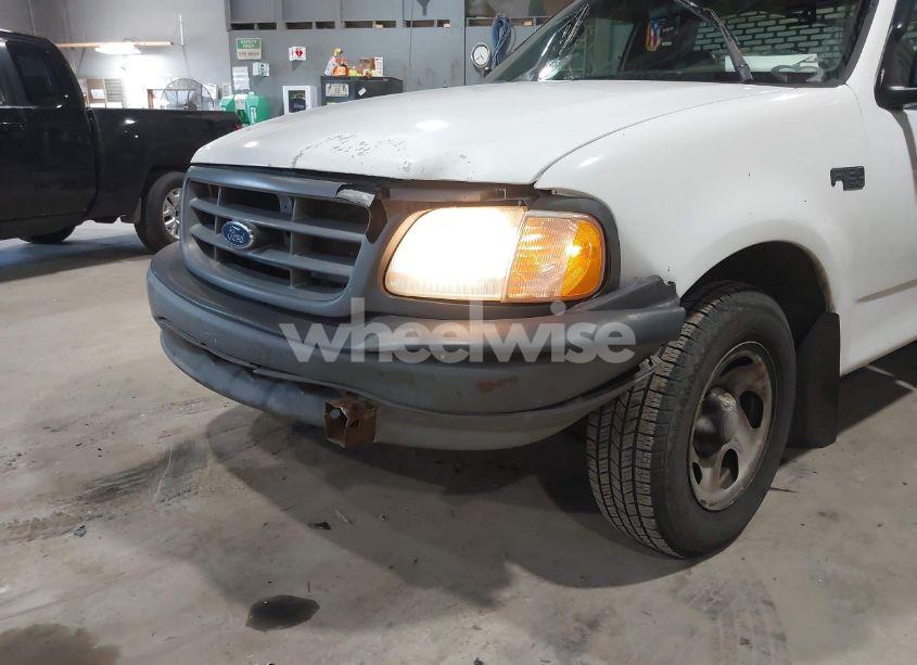 Photo 6 of 2003 Ford F-150 XL/XLT (VIN 1FTRF172X3NB93252)