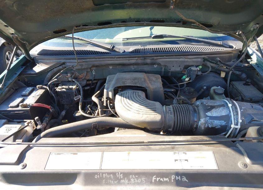 Photo 10 of 2000 Ford F-150 WORK SERIES/XL/XLT (VIN 1FTRF17L5YNA14180)