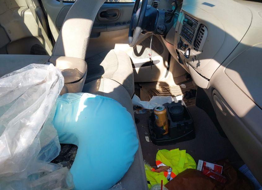 Photo 5 of 2000 Ford F-150 WORK SERIES/XL/XLT (VIN 1FTRF17L5YNA14180)