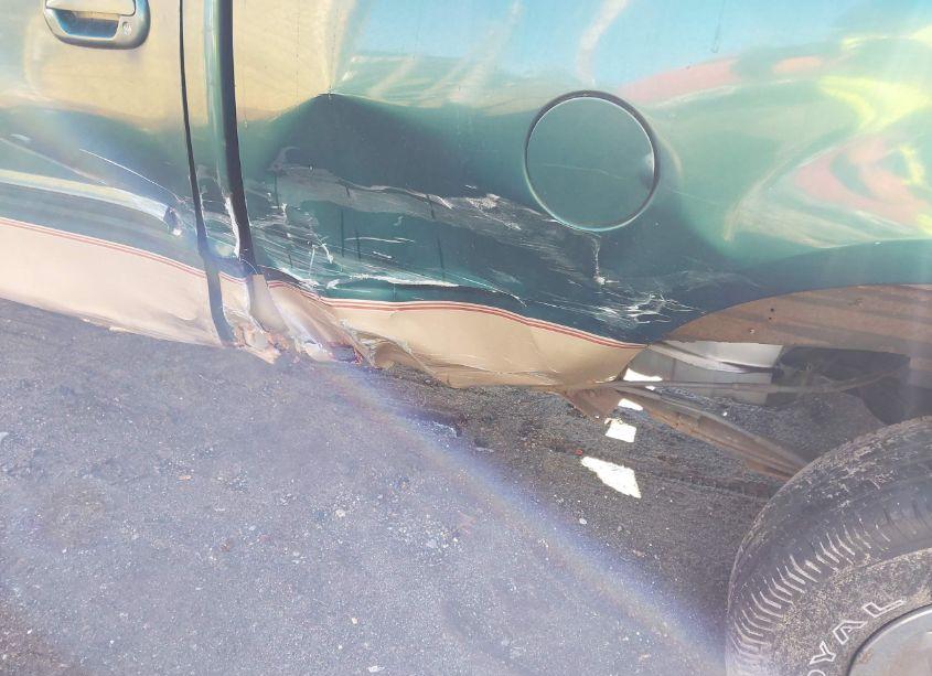 Photo 6 of 2000 Ford F-150 WORK SERIES/XL/XLT (VIN 1FTRF17L5YNA14180)