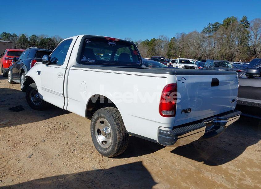 Photo 3 of 2001 Ford F-150 XL/XLT (VIN 1FTRF17L61NB04122)