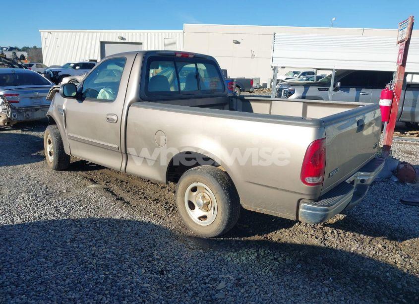 Photo 3 of 2002 Ford F-150 XL/XLT (VIN 1FTRF17W02NB01695)