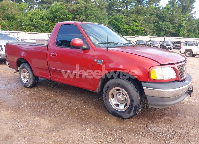 2002 Ford F-150 XL/XLT (VIN 1FTRF17W12NB34138) main photo