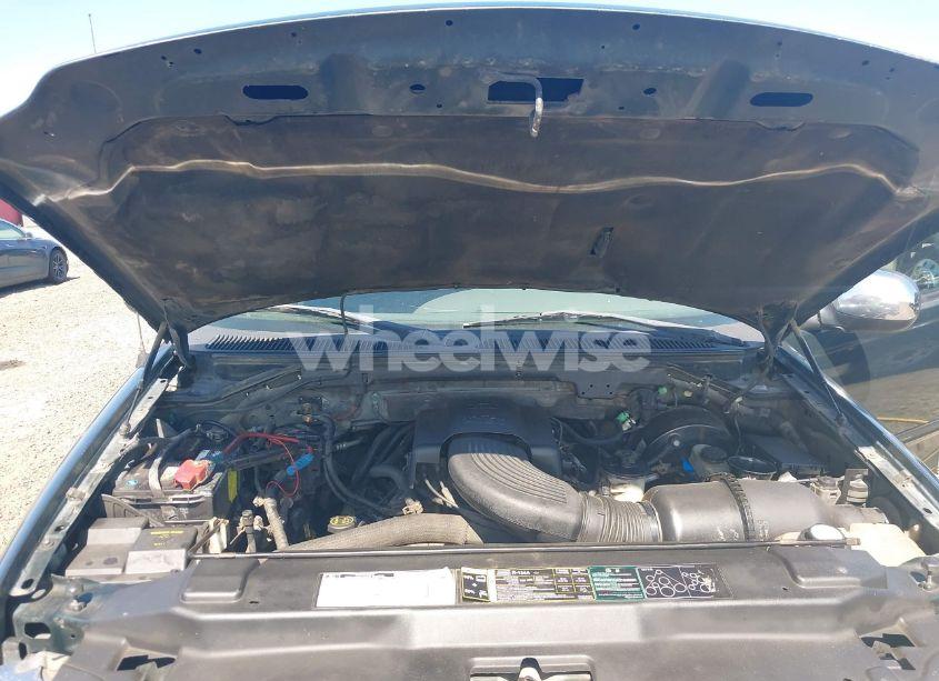 Photo 10 of 2002 Ford F-150 XL/XLT (VIN 1FTRF17W52KE24870)