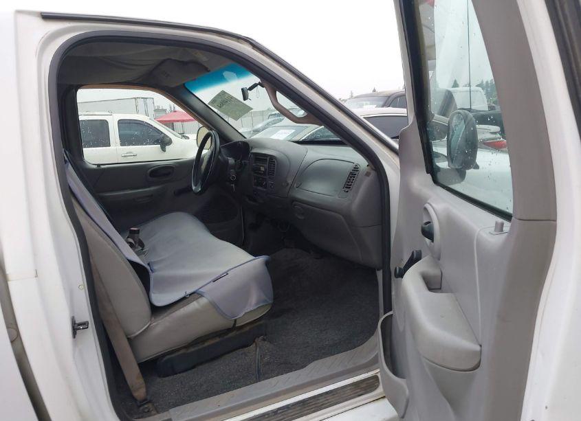 Photo 5 of 1999 Ford F-150 LARIAT/WORK SERIES/XL/XLT (VIN 1FTRF17W5XKB46964)