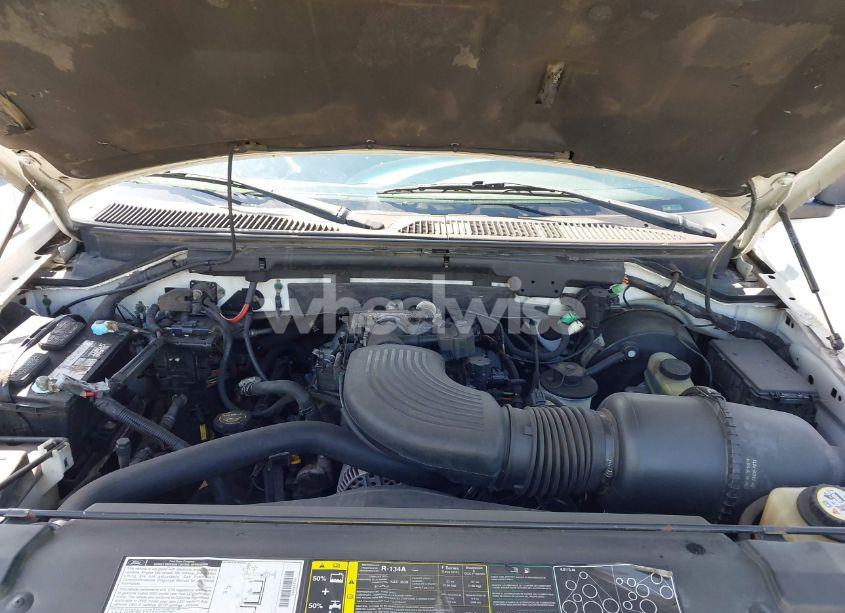 Photo 10 of 2002 Ford F-150 XL/XLT (VIN 1FTRF17W72NA85298)