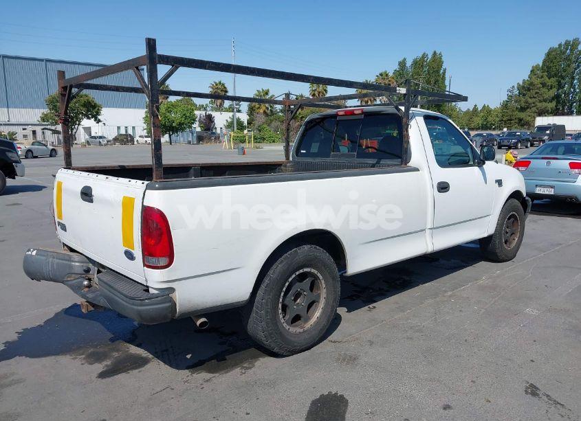 Photo 4 of 2002 Ford F-150 XL/XLT (VIN 1FTRF17W72NA85298)