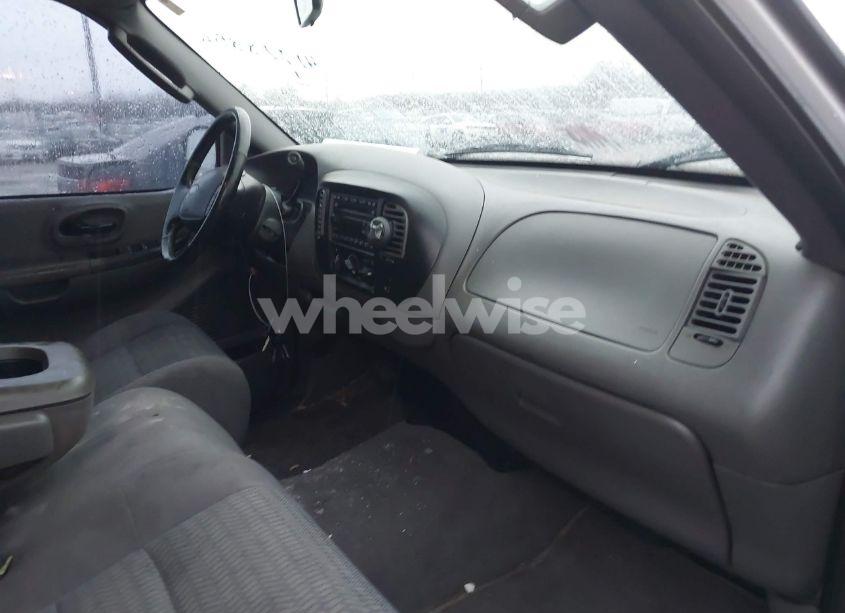 Photo 5 of 2003 Ford F-150 XL/XLT (VIN 1FTRF17W73NA72178)