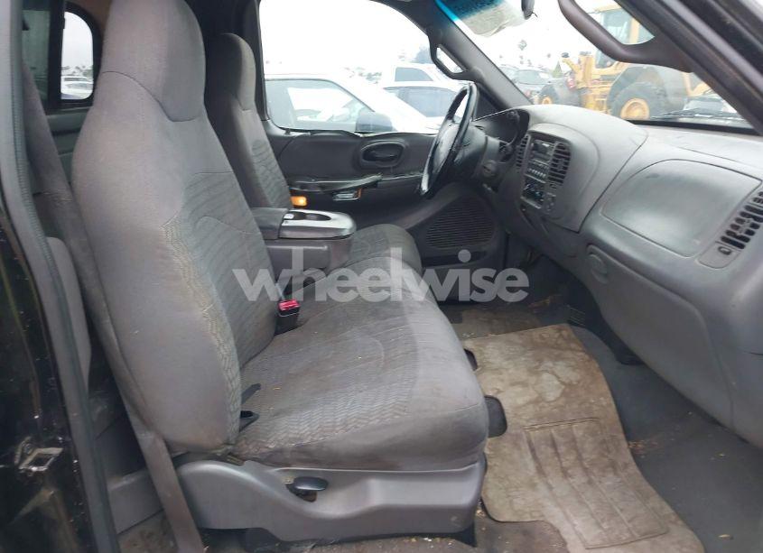 Photo 5 of 2000 Ford F-150 WORK SERIES/XL/XLT (VIN 1FTRF17W7YKA49783)