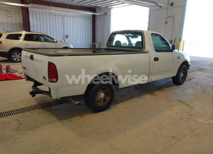 Photo 4 of 1998 Ford F-150 LARIAT/STANDARD/XL/XLT (VIN 1FTRF17Z6WKB88245)