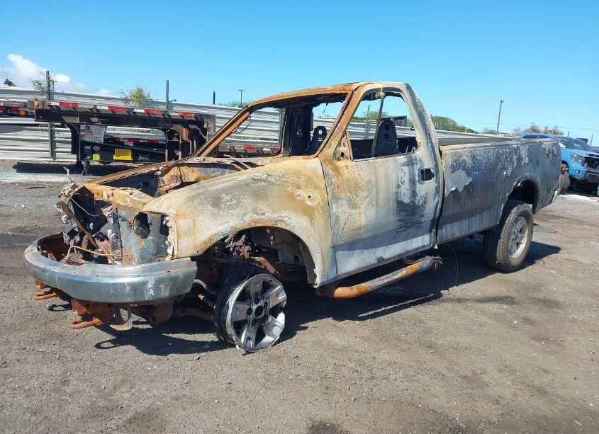 Photo 2 of 2003 Ford F-150 XL/XLT (VIN 1FTRF18L83NA65180)