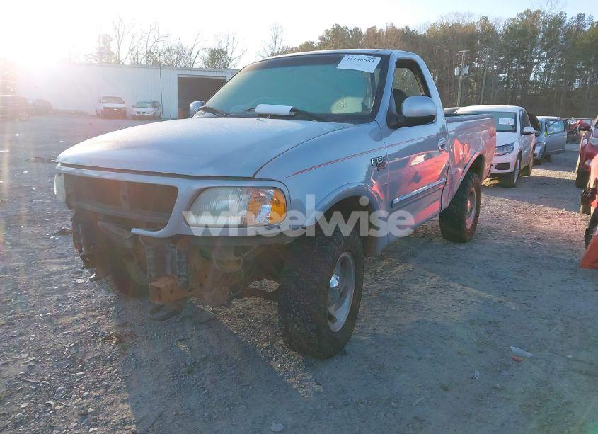 Photo 2 of 2000 Ford F-150 WORK SERIES/XL/XLT (VIN 1FTRF18W2YNC26138)