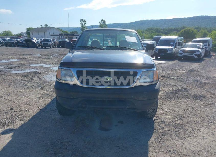 Photo 12 of 2003 Ford F-150 XL/XLT (VIN 1FTRF18WX3NA70701)