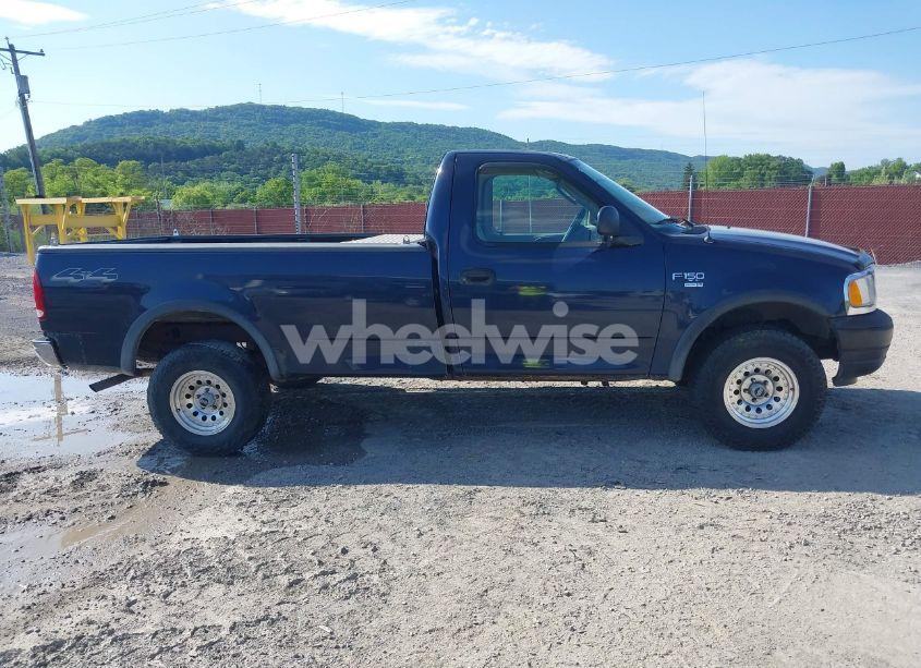 Photo 13 of 2003 Ford F-150 XL/XLT (VIN 1FTRF18WX3NA70701)