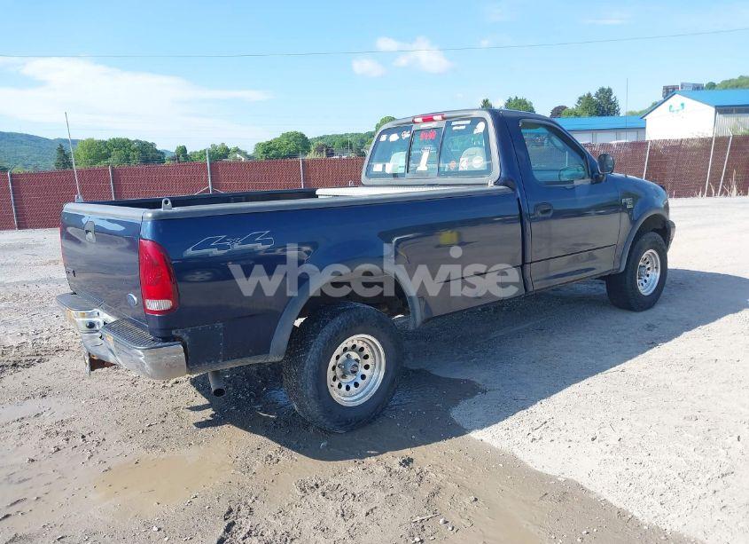 Photo 4 of 2003 Ford F-150 XL/XLT (VIN 1FTRF18WX3NA70701)