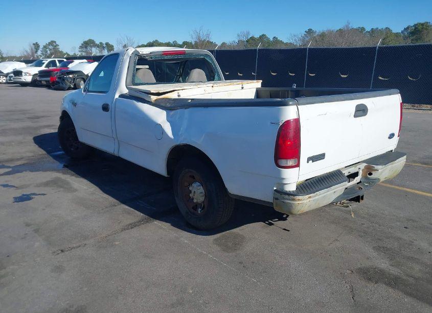 Photo 3 of 1999 Ford F-250 LARIAT/WORK SERIES/XL/XLT (VIN 1FTRF27W7XNB55847)
