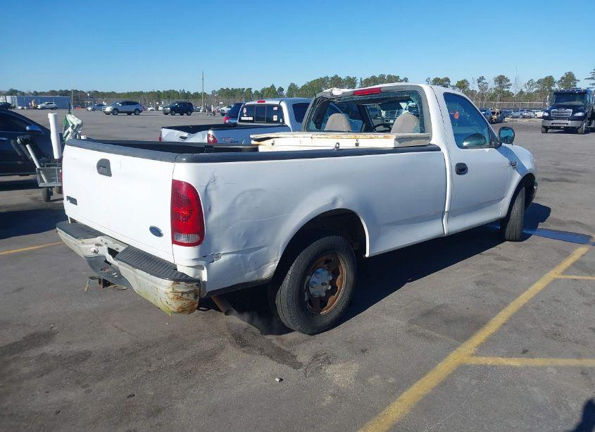 Photo 4 of 1999 Ford F-250 LARIAT/WORK SERIES/XL/XLT (VIN 1FTRF27W7XNB55847)