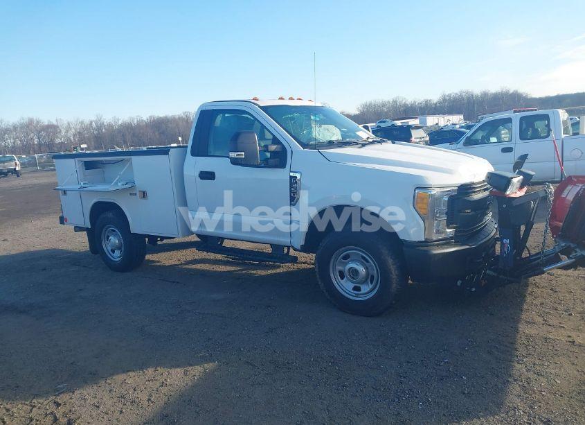 Photo 13 of 2017 Ford F-350 XL (VIN 1FTRF3B60HEE24222)