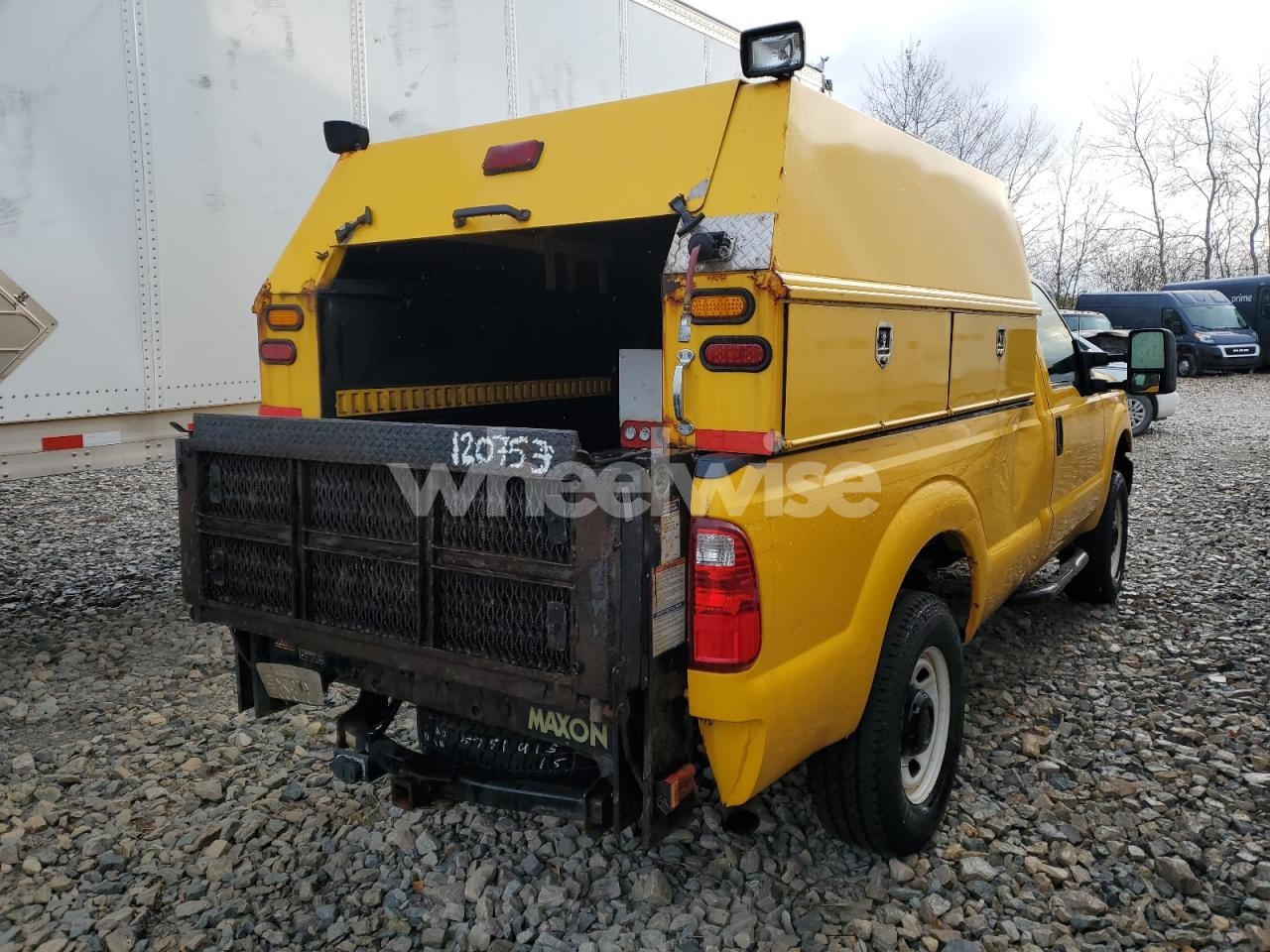 Photo 3 of 2015 FORD F350 SUPER DUTY UTILITY / SERVICE TRUCK (VIN 1FTRF3B66FEB64731)