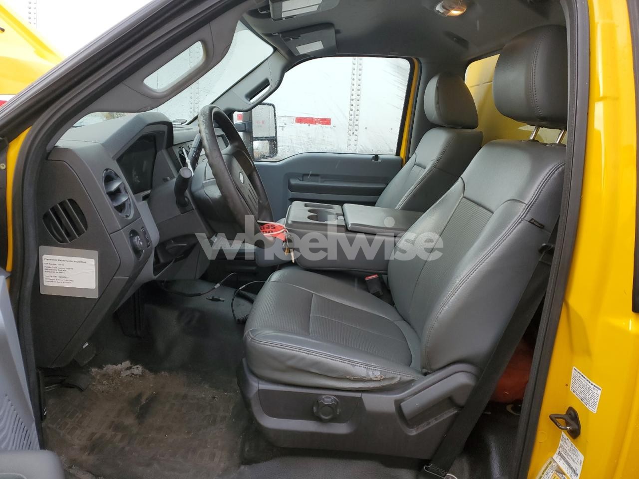 Photo 7 of 2015 FORD F350 SUPER DUTY UTILITY / SERVICE TRUCK (VIN 1FTRF3B66FEB64731)