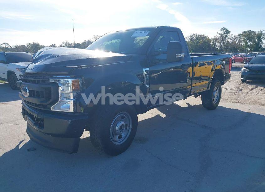 Photo 2 of 2022 Ford F-350 XL (VIN 1FTRF3B69NEG44678)