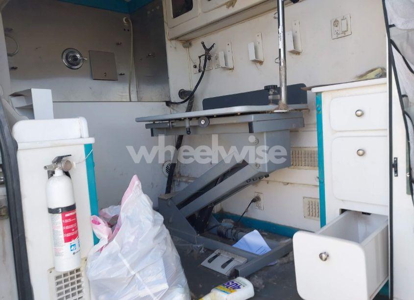 Photo 8 of 2019 Ford Transit-350 (VIN 1FTRS4XG1KKB59712)