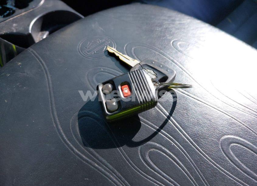 Photo 11 of 2002 Ford F-150 LARIAT (VIN 1FTRW07312KC24102)