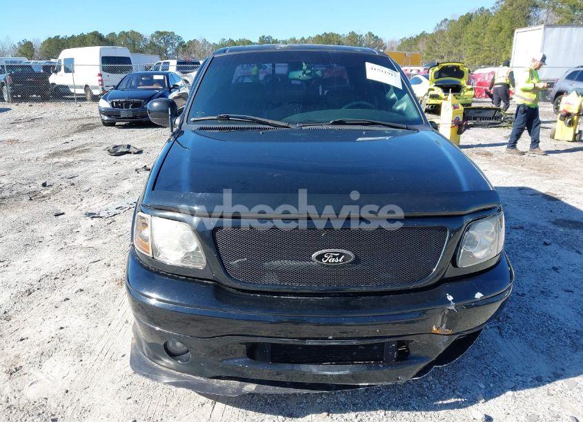 Photo 13 of 2002 Ford F-150 LARIAT (VIN 1FTRW07312KC24102)