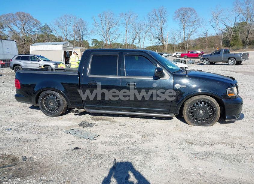 Photo 14 of 2002 Ford F-150 LARIAT (VIN 1FTRW07312KC24102)