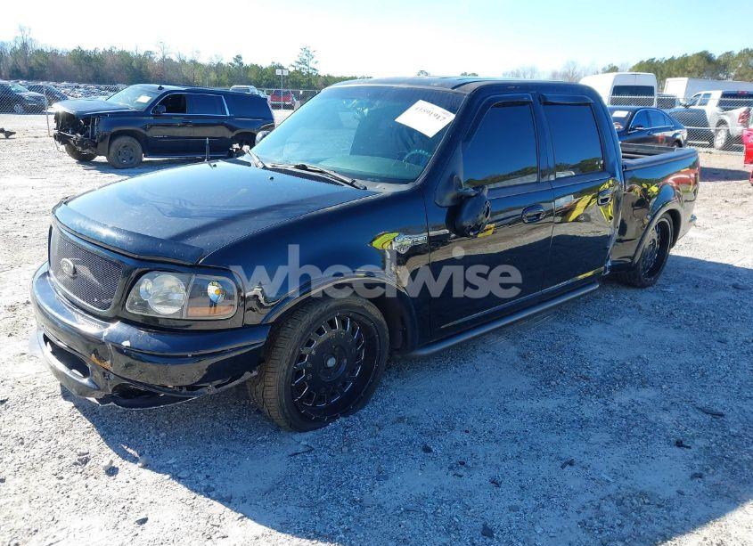 Photo 2 of 2002 Ford F-150 LARIAT (VIN 1FTRW07312KC24102)