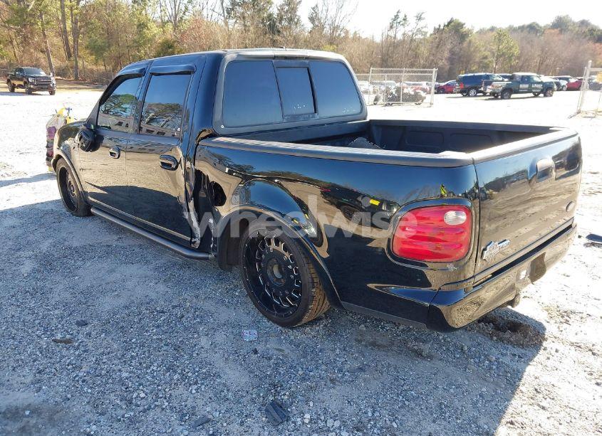 Photo 3 of 2002 Ford F-150 LARIAT (VIN 1FTRW07312KC24102)