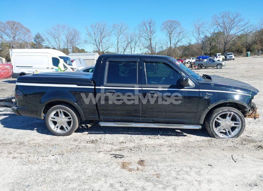 Photo 14 of 2003 Ford F-150 LARIAT (VIN 1FTRW07333KB84848)