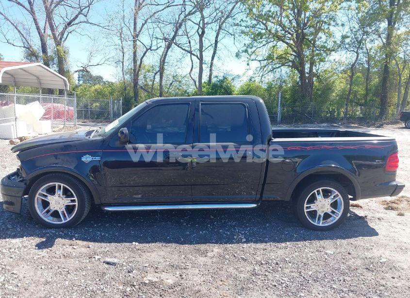 Photo 14 of 2002 Ford F-150 LARIAT (VIN 1FTRW07362KC96882)